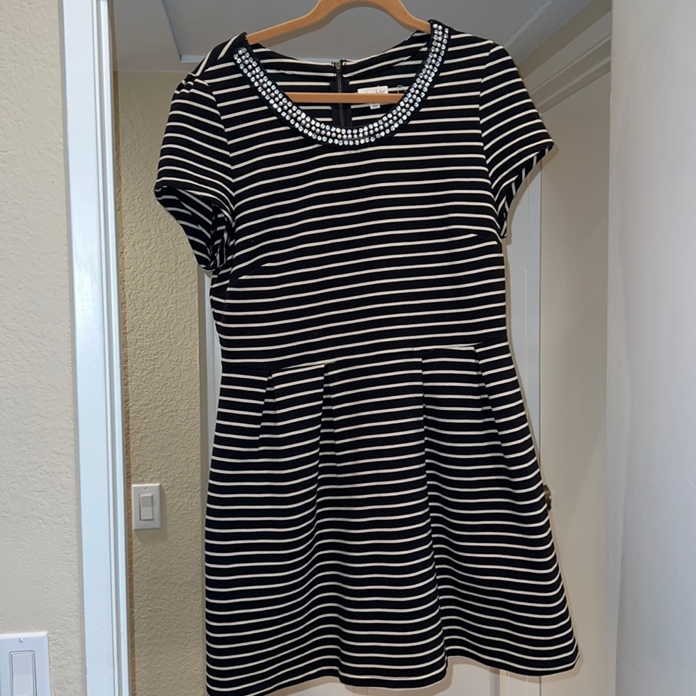 Jeweled neckline dress